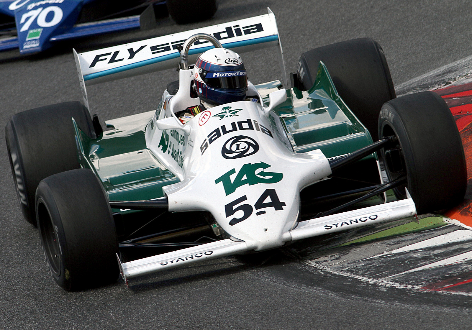  Williams FW07